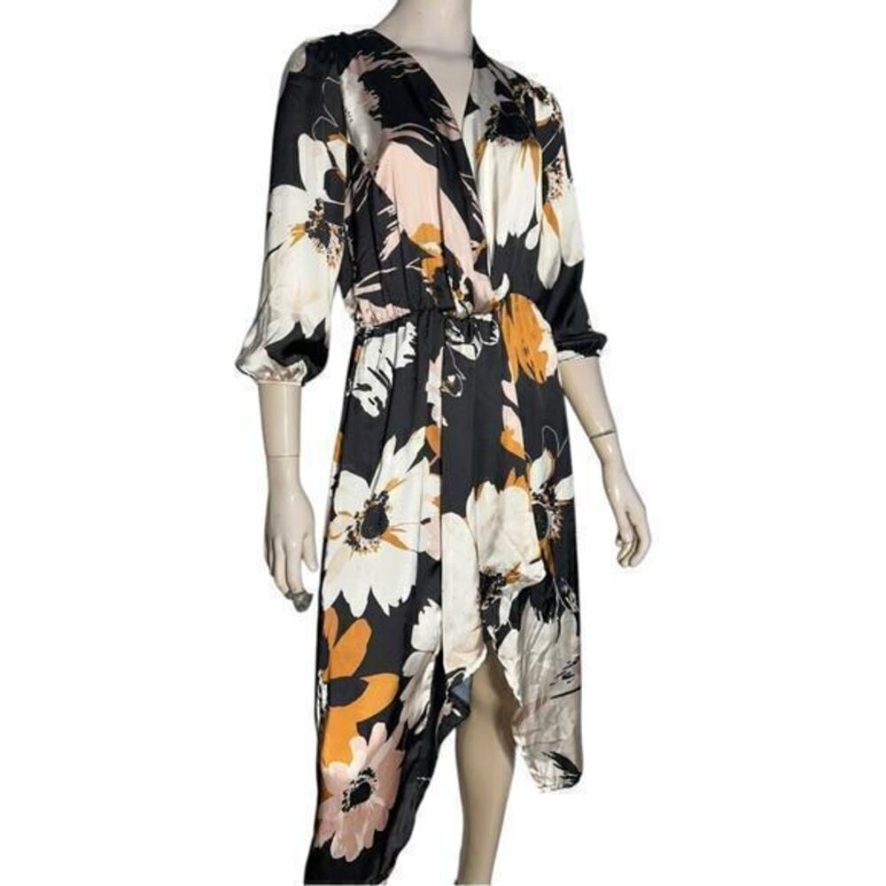 Rinascimento Women’s Size M Black White Floral Surplice Neck Midi Dress